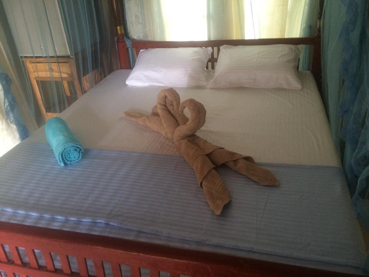 Sunny Family Hotel Unawatuna Quarto foto