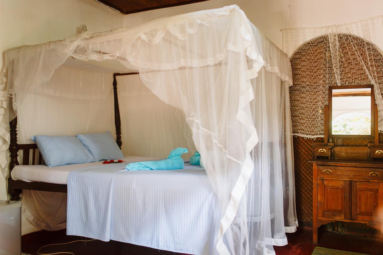 Sunny Family Hotel Unawatuna Quarto foto