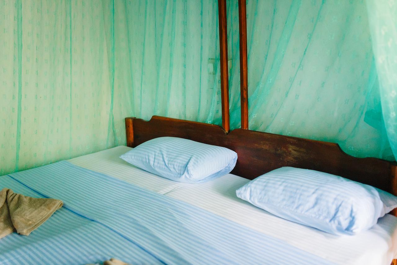 Sunny Family Hotel Unawatuna Quarto foto