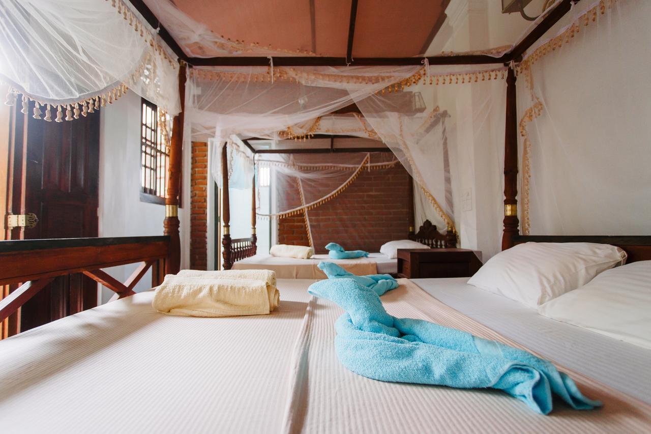 Sunny Family Hotel Unawatuna Exterior foto