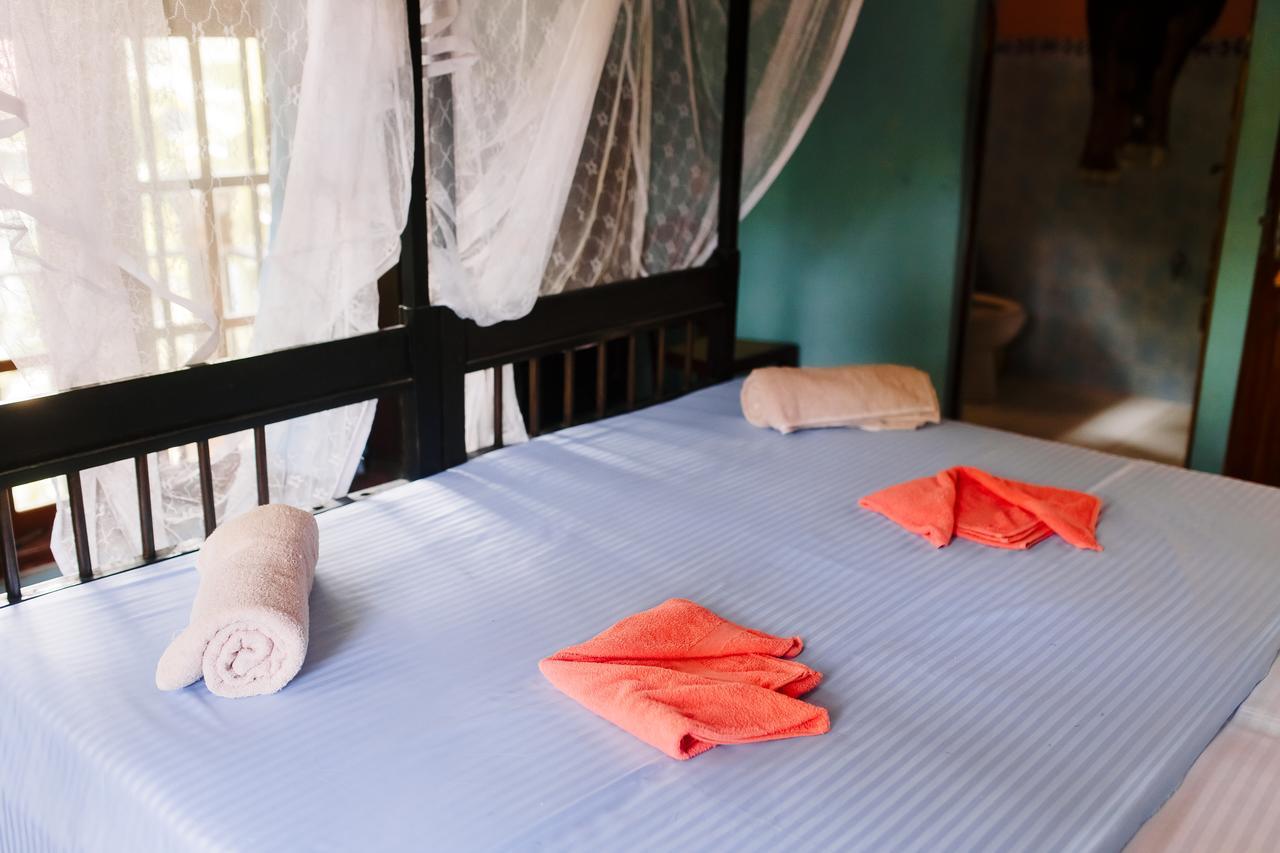 Sunny Family Hotel Unawatuna Quarto foto